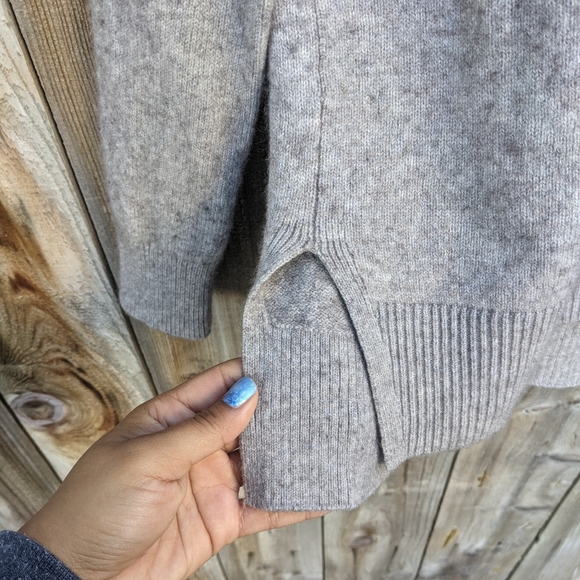 Athleta Wool Cashmere Crewneck Sweater Taupe Brown Size Small - Picture 4 of 6